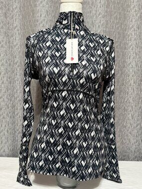 NWT Obermeyer Women's Discover 1/4 Zip Black White Geo Ski Baselayer Small